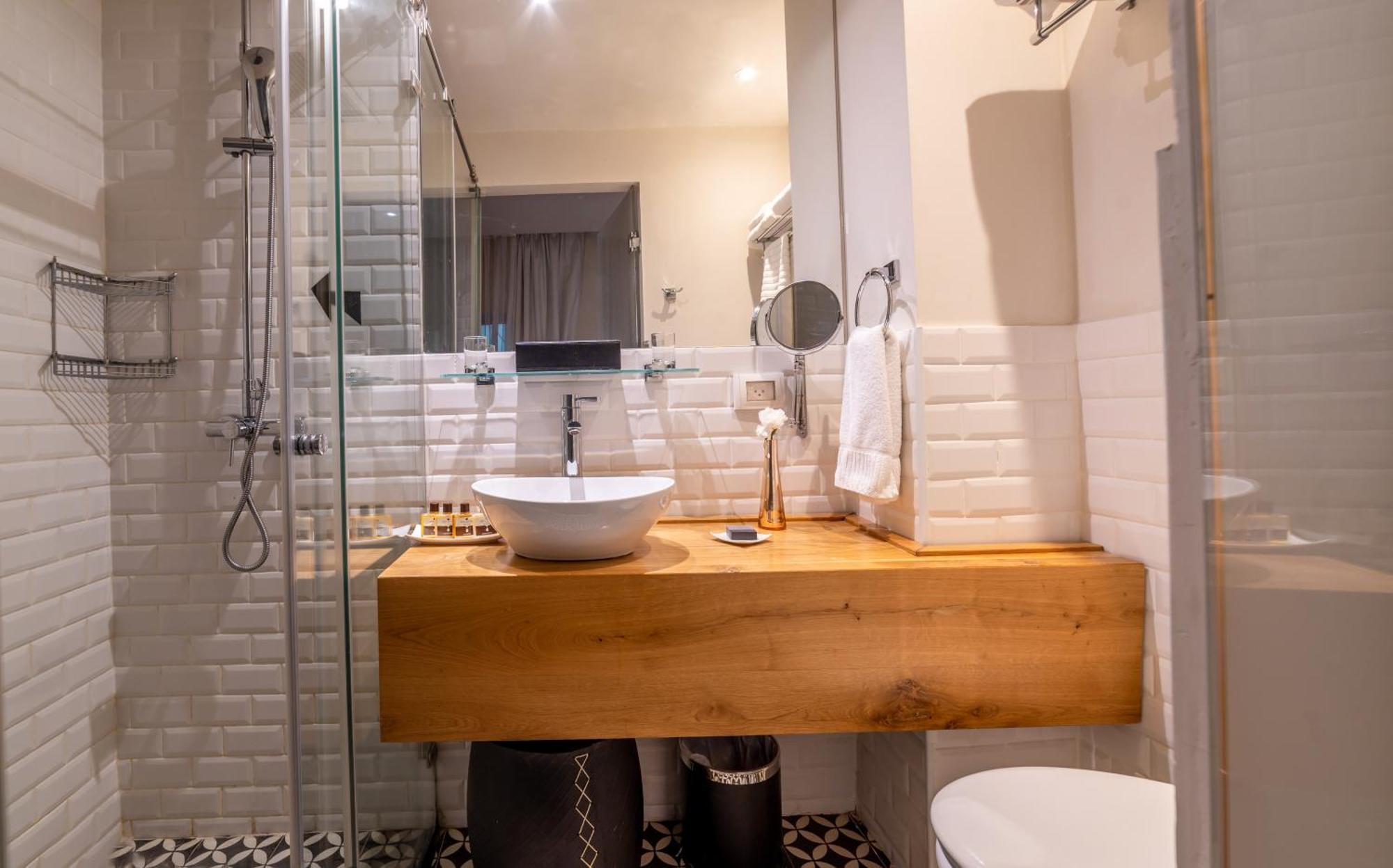 Jacob Shenkin Hotel Tel-Aviv Extérieur photo