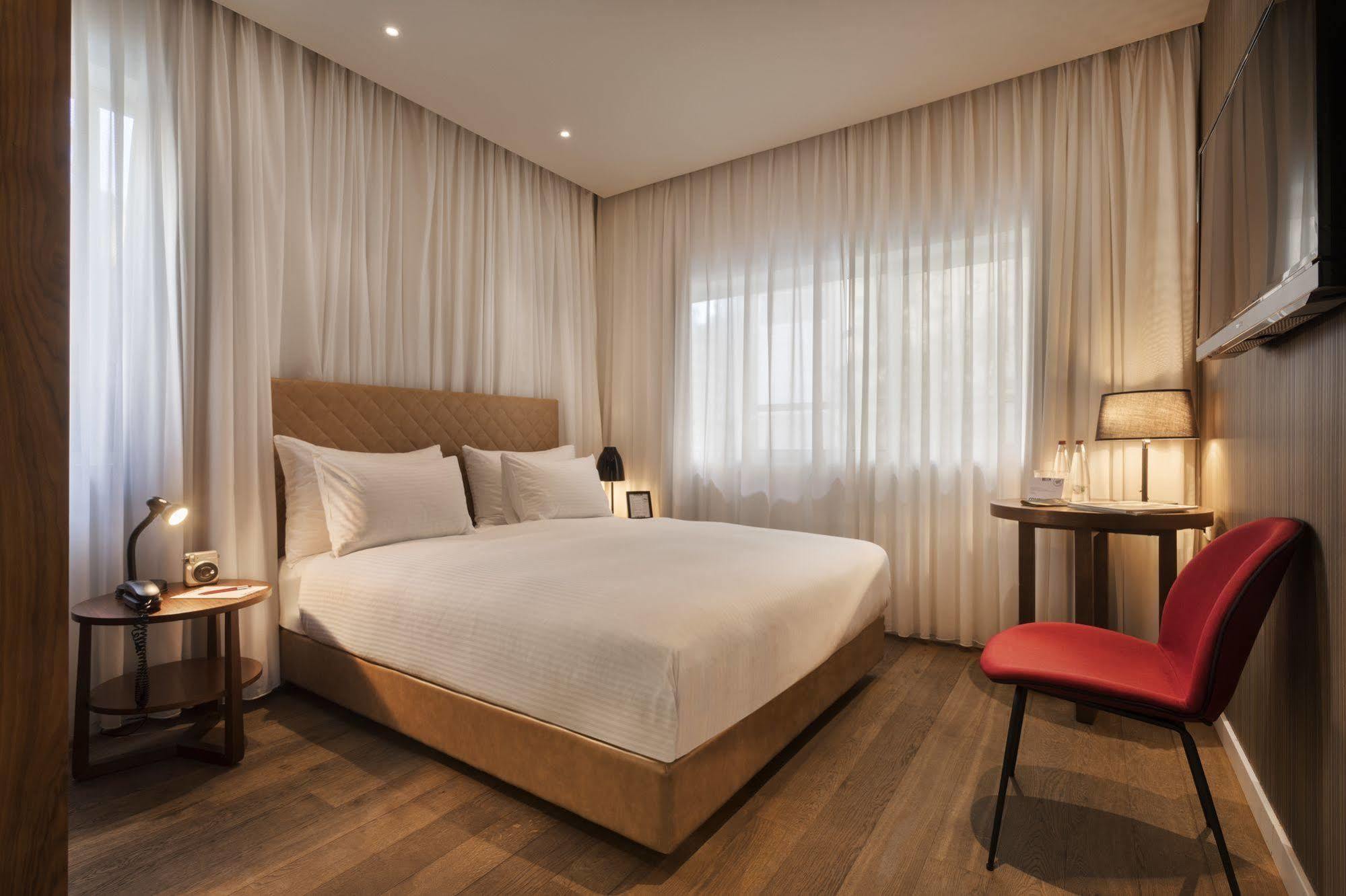 Jacob Shenkin Hotel Tel-Aviv Extérieur photo